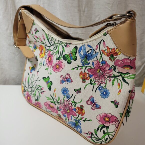 Vintage Shoulder Purse with Floral and Butterfly Pattern and Heart Tag - Picture 5 of 12